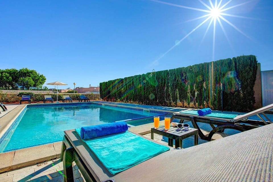 Villa Mares image