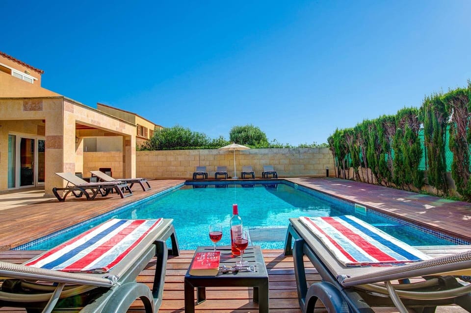 Villa Serena Forcat image