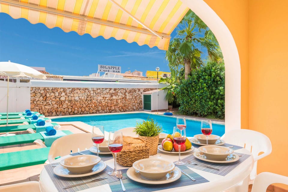 Villa Mikel image