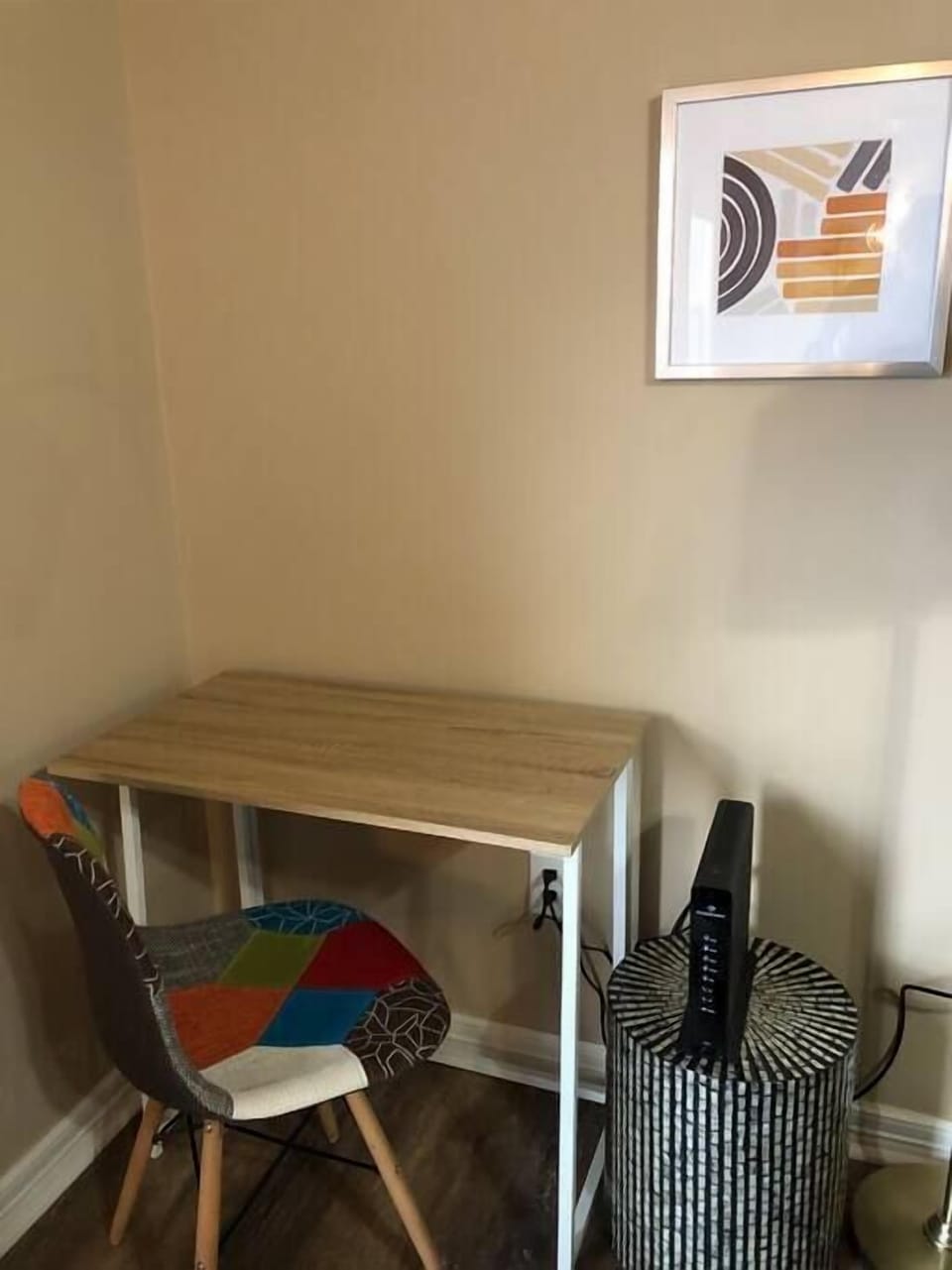 Computer desk 