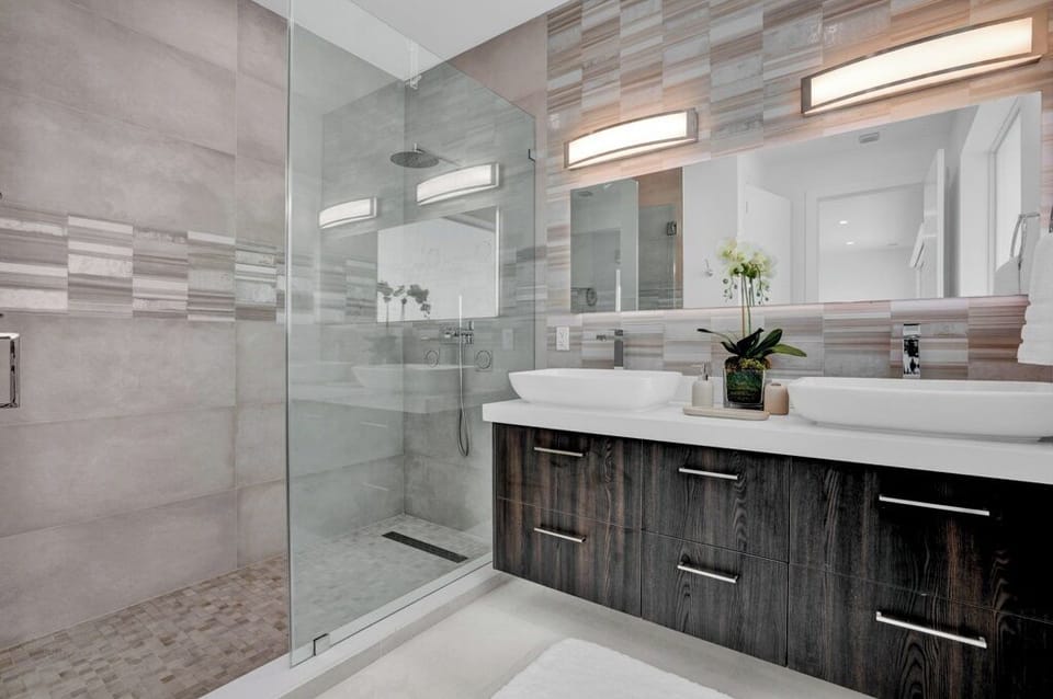 Master Bathroom 1