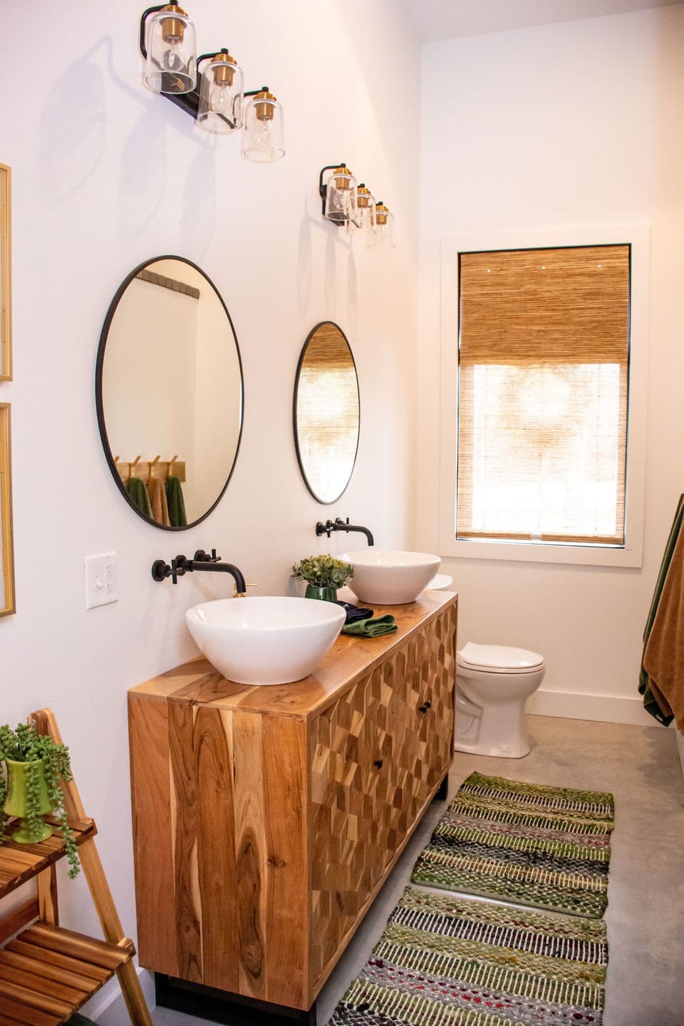 Master bath double vanity