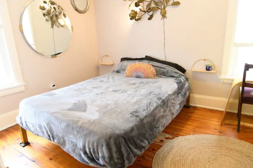 room, indoor, bed, private space