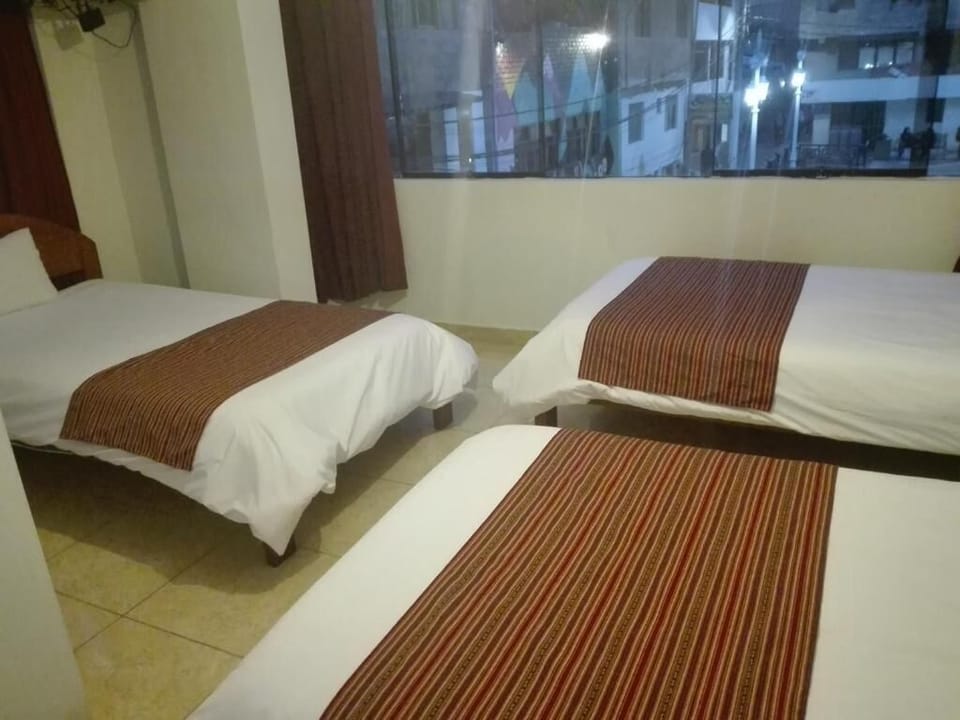 Standard Triple Room | WiFi (free), bed sheets
