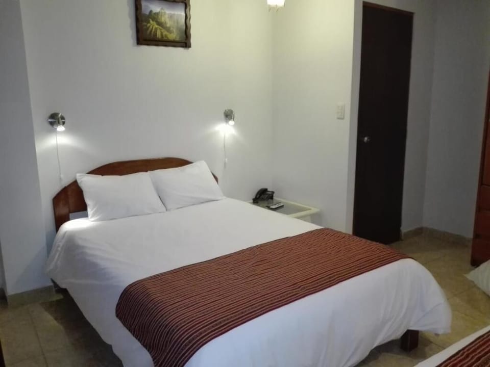Standard Single Room | WiFi (free), bed sheets