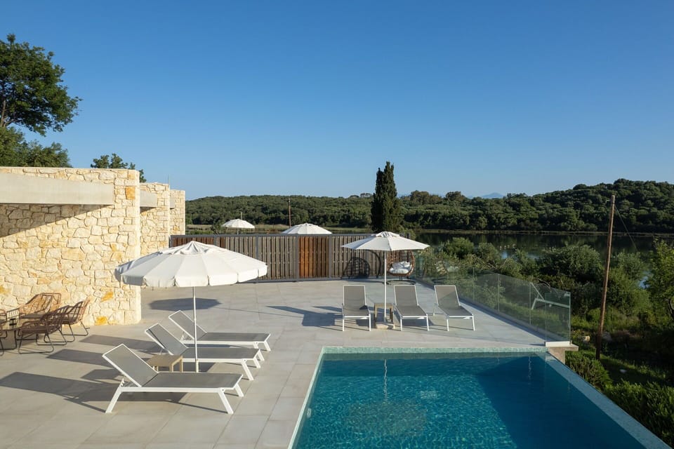 Building Exterior, Outdoor, Pool