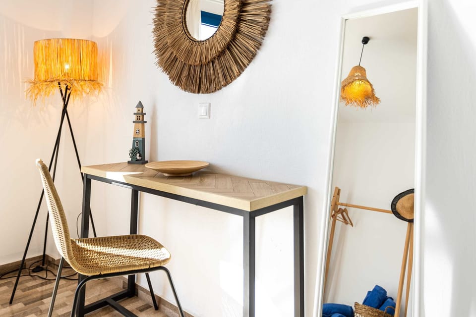 Bedroom details
