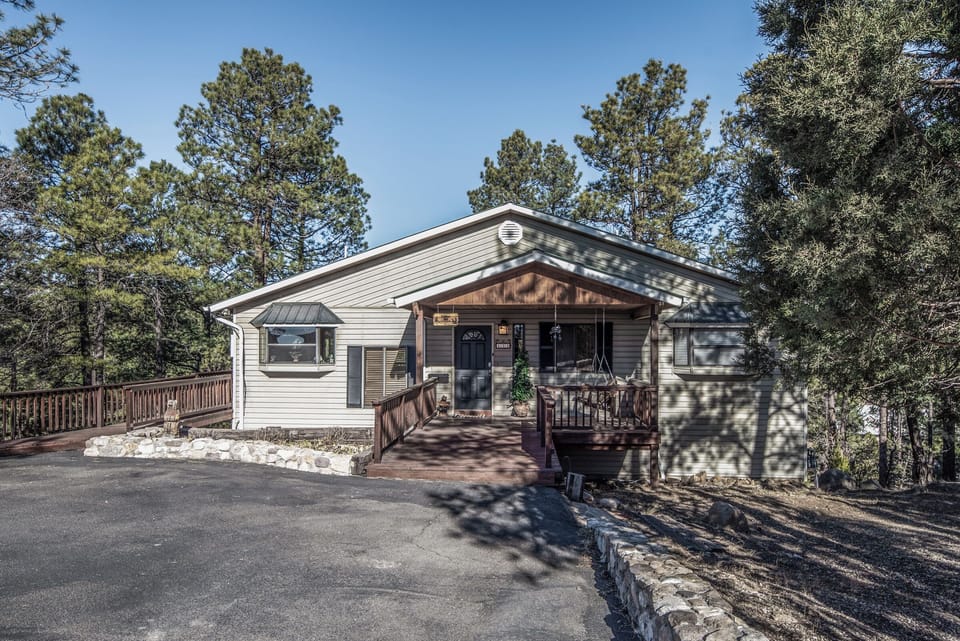Studio (3 Bedrooms) | Property amenity