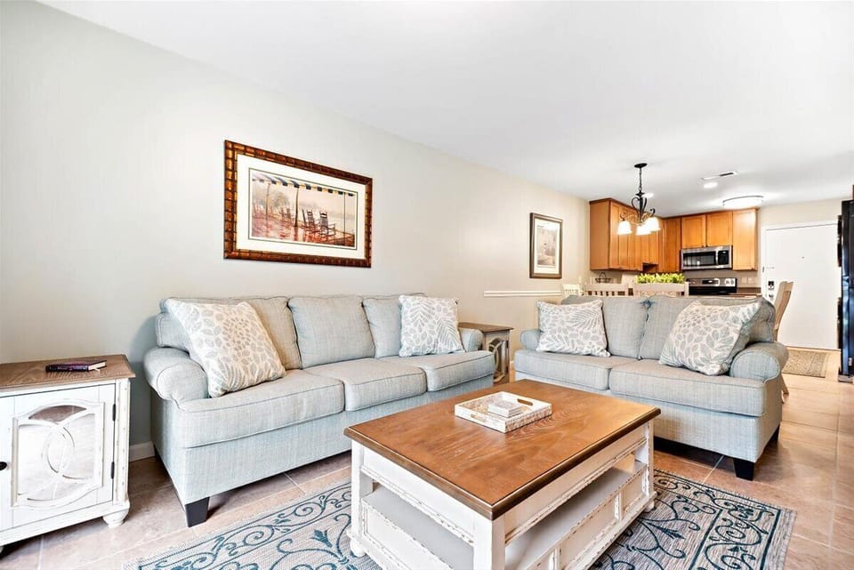 Condo (2 Bedrooms) | Property amenity
