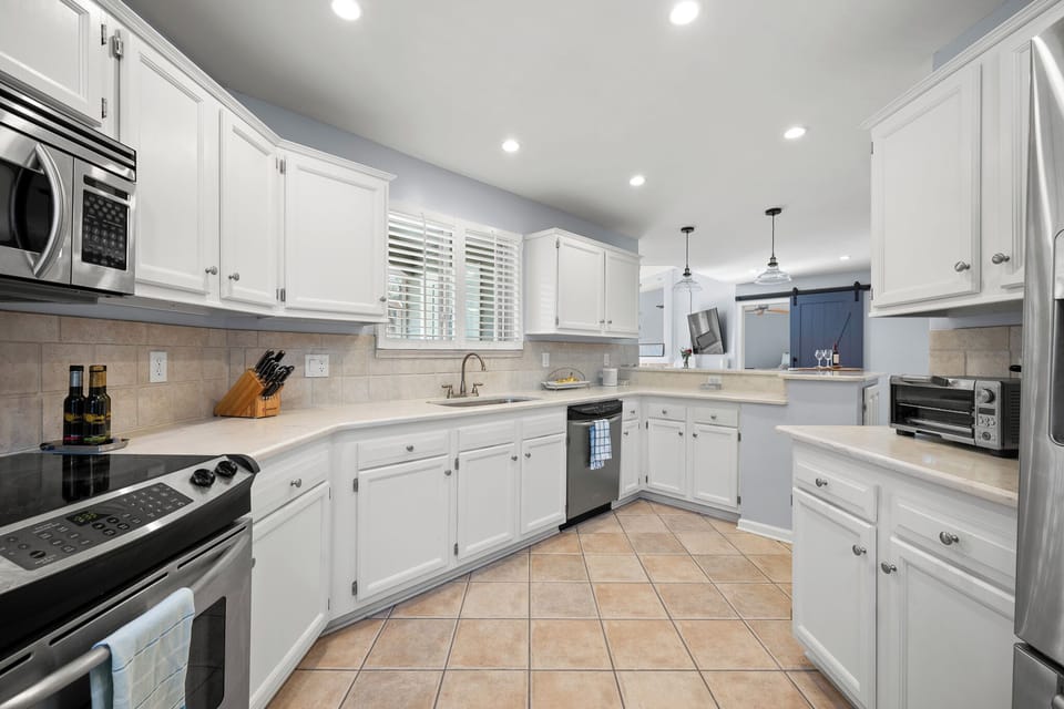 House (3 Bedrooms) | Property amenity