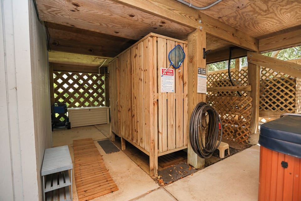 Outdoor Shower 2024