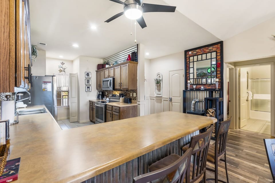 Full Kitchen