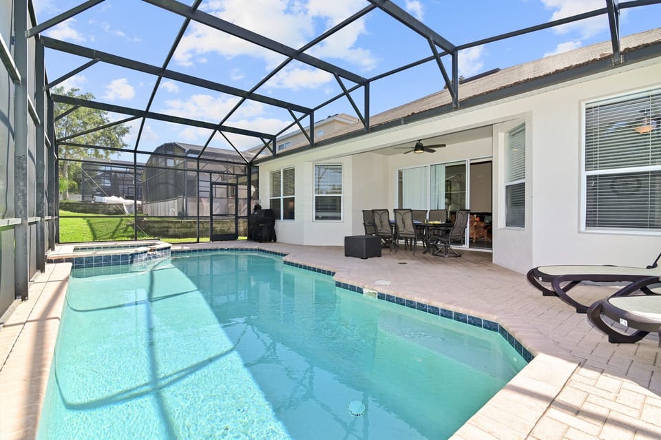 Private Pool & Spa