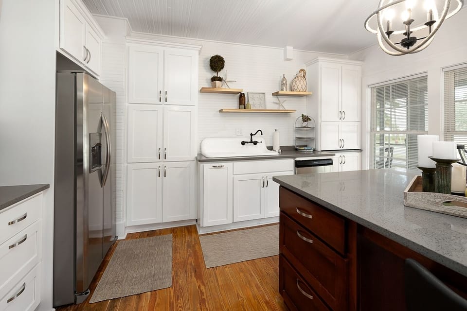 Well equipped kitchen