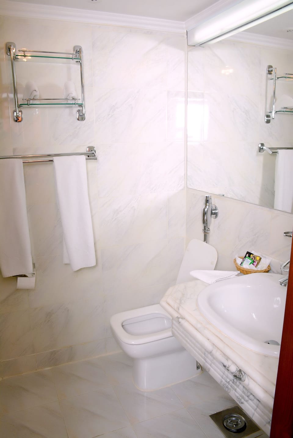Free toiletries, hair dryer, bathrobes, towels
