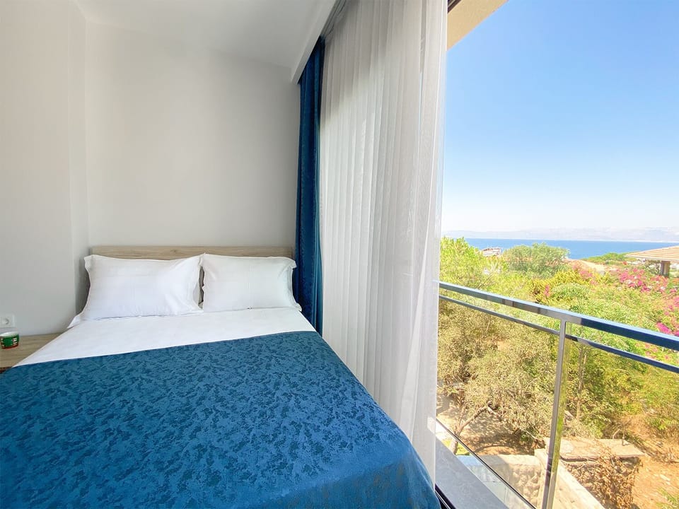 Standard Room, 1 Double Bed, Sea View, Garden Area | Premium bedding, travel crib, free WiFi, bed sheets