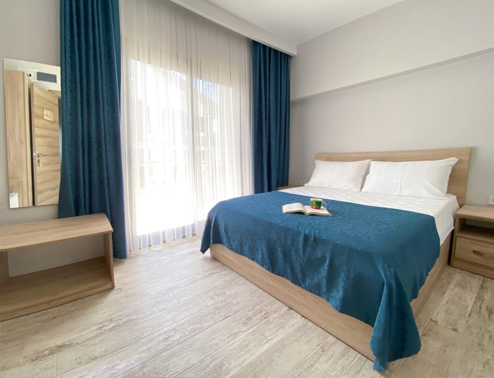 Standard Room, Balcony, Sea View | Premium bedding, travel crib, free WiFi, bed sheets