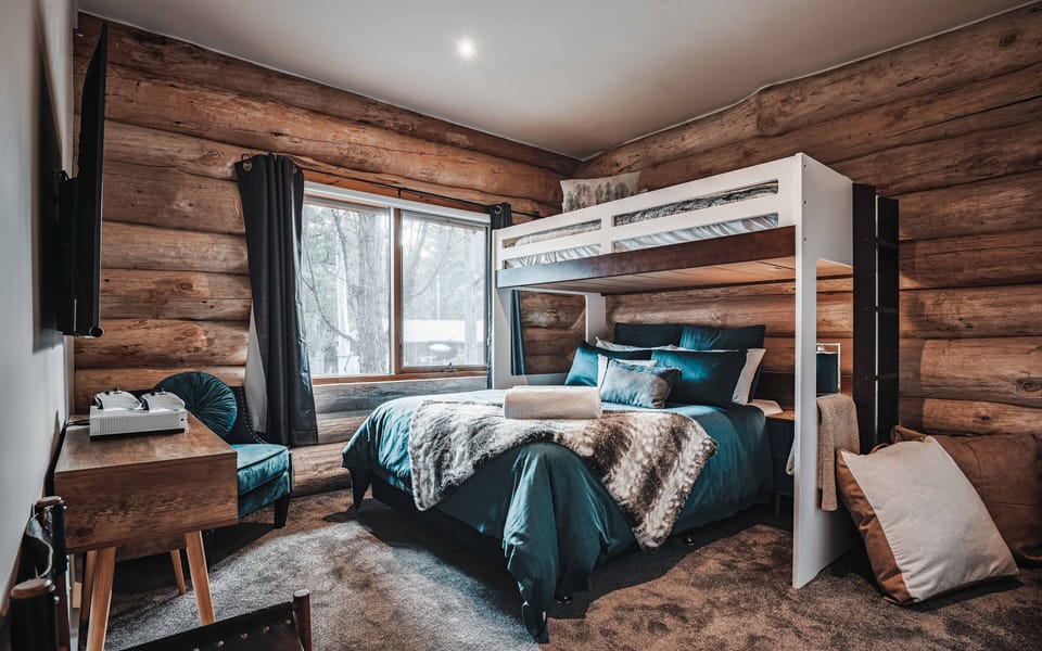 Queen/loft bedroom