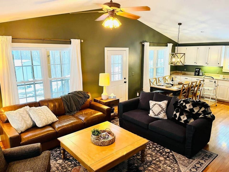 You will never want to leave the sofa. Open space living room connected to a fully- equipped and spacious kitchen. 