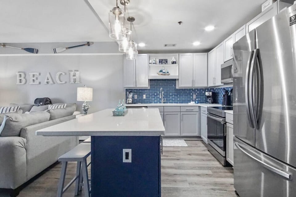 Fully Stocked Kitchen with Stainless Steel Appliances, Drip Coffee Maker, Keurig and Island Bar Seating