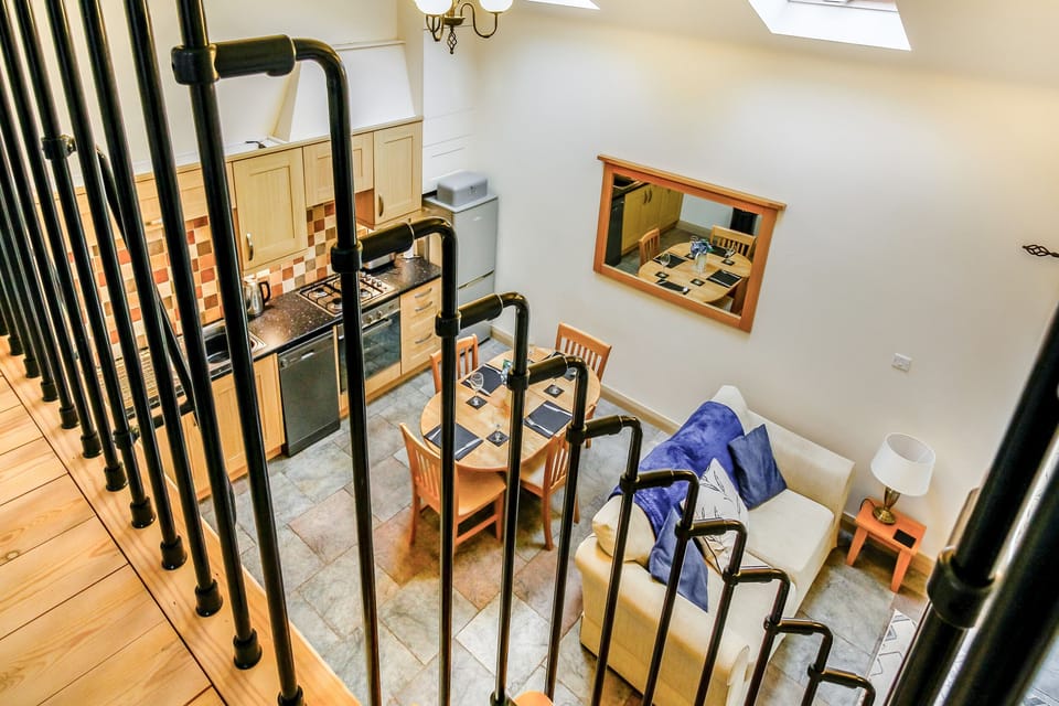 Cottage | Interior