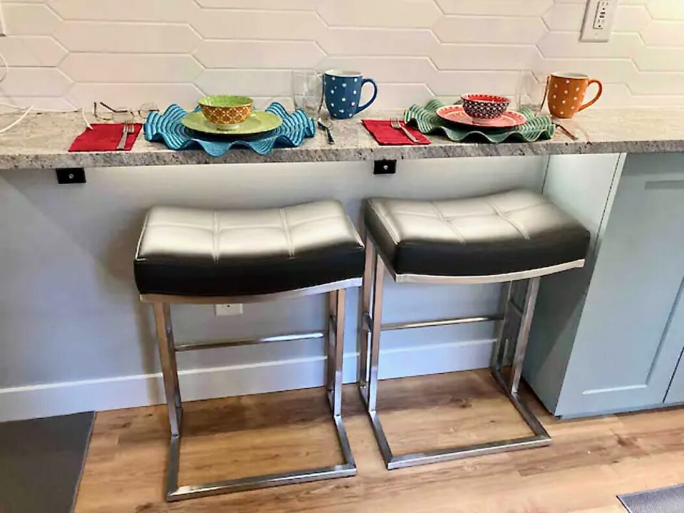 Breakfast nook-in the kitchen. 