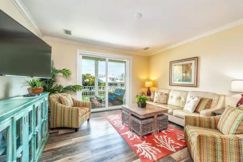 Spacious Living room overlooking the water