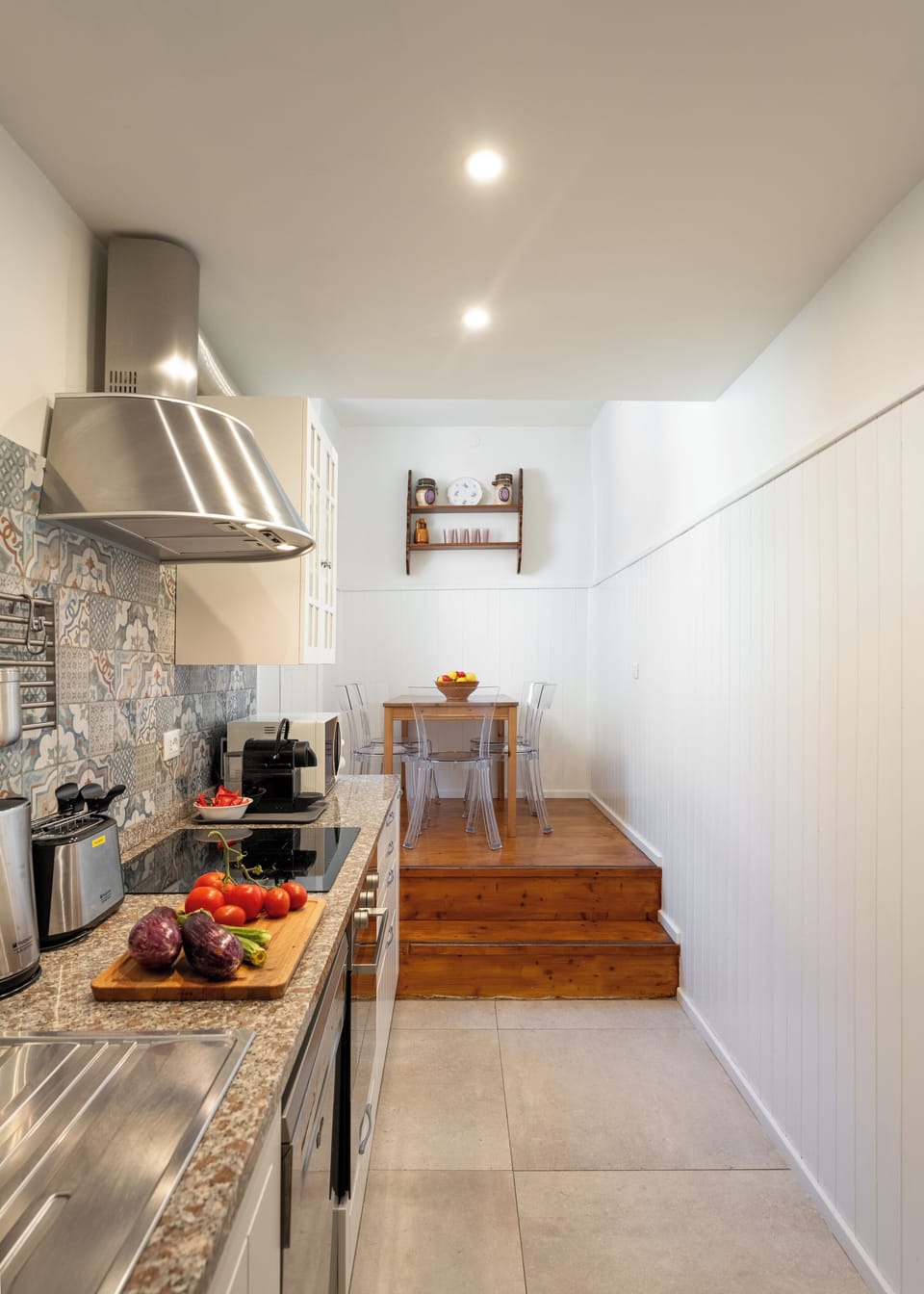 Kitchen with dining table