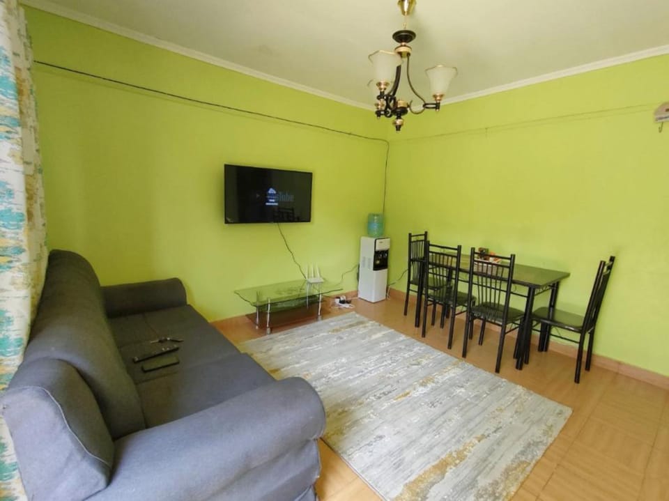 House, 1 Bedroom | Living area