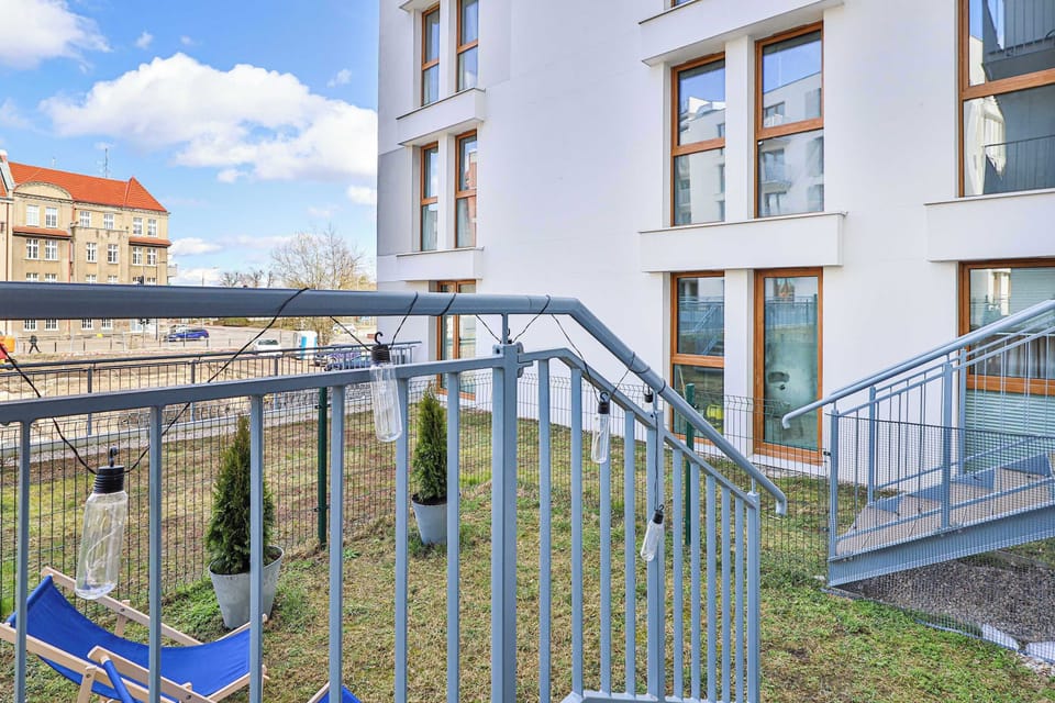 Access to the garden.