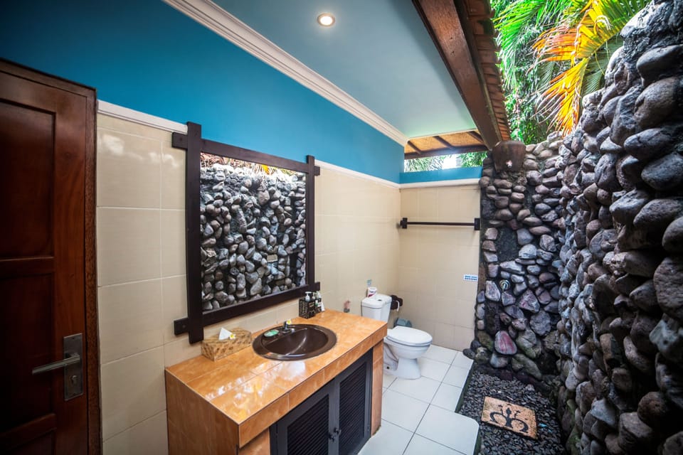 Standard AC Room, With Hot Shower | Bathroom | Shower, free toiletries, hair dryer (on request), towels