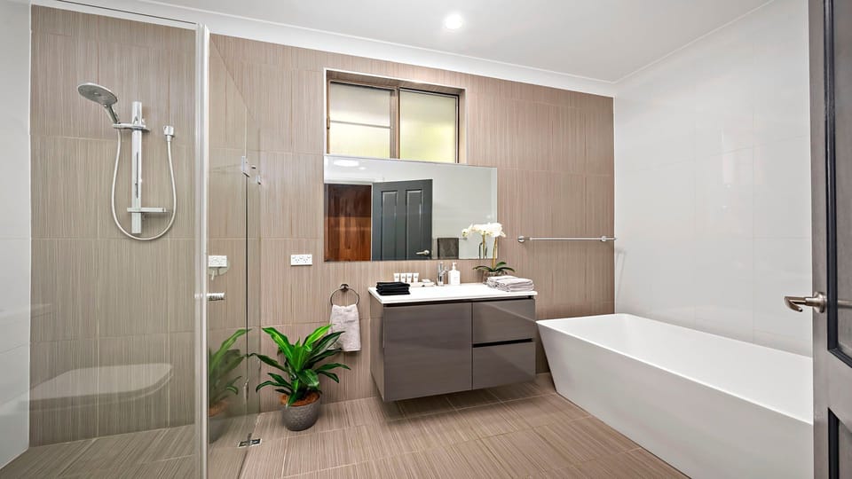 Main Bathroom