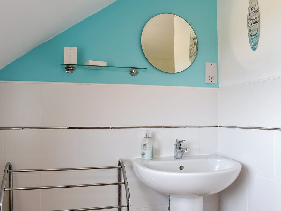 Bathroom | Ammonite Cottage, Whitby