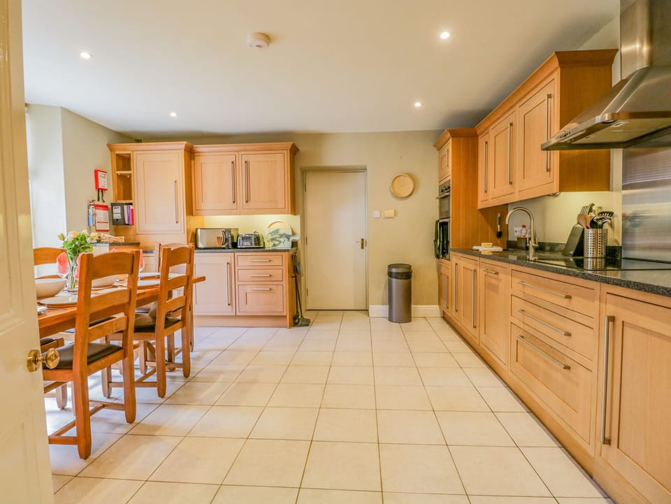 Cottage | Interior