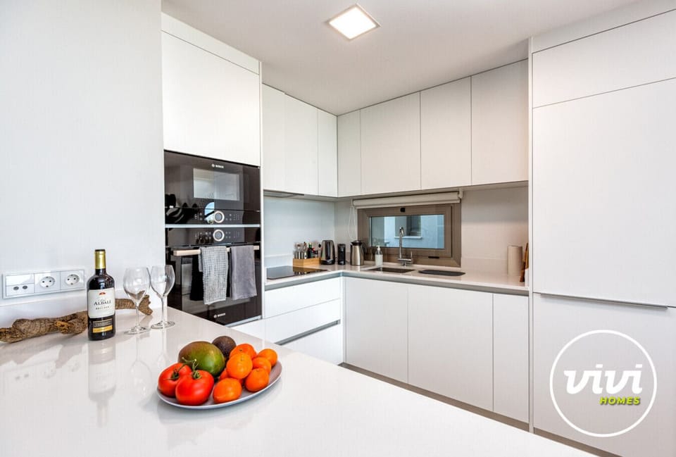 Mijas Costa holiday apartment Blue View kitchen