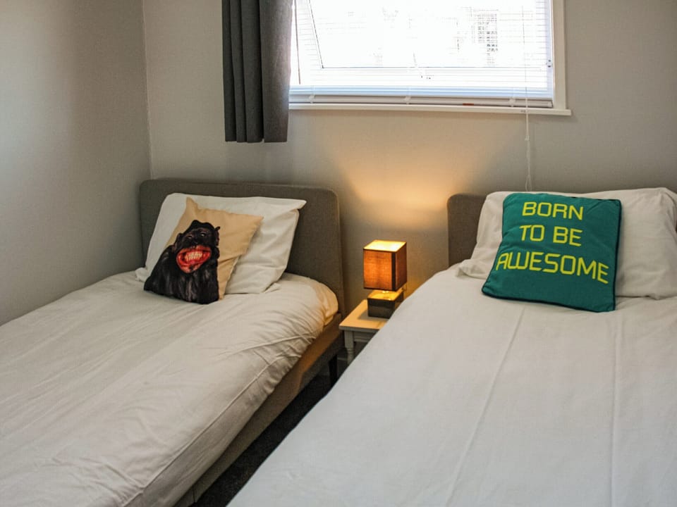 Twin bedroom | Norfolk Nest, Hemsby