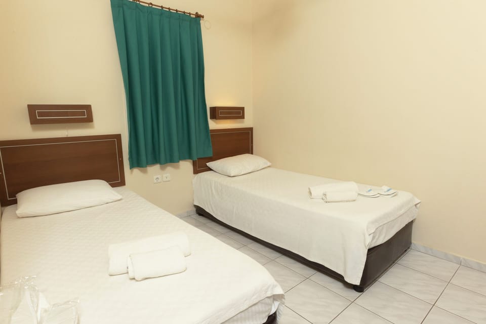 1 bedroom, minibar, in-room safe, desk