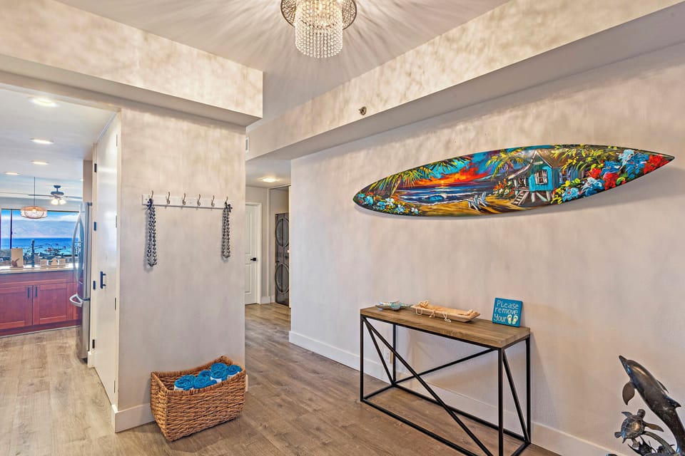 Entry area with space to store shoes, towels, and beach chairs. 