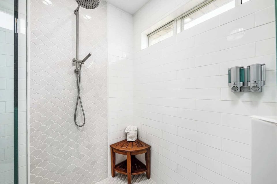 A great bathroom that you can use that has fresh ambiance