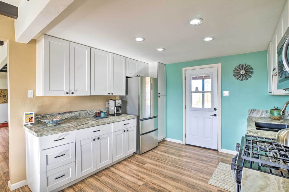 Kitchen | Fully Equipped