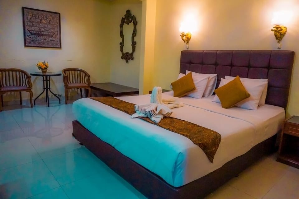 Deluxe Double Room | Desk, free WiFi, bed sheets