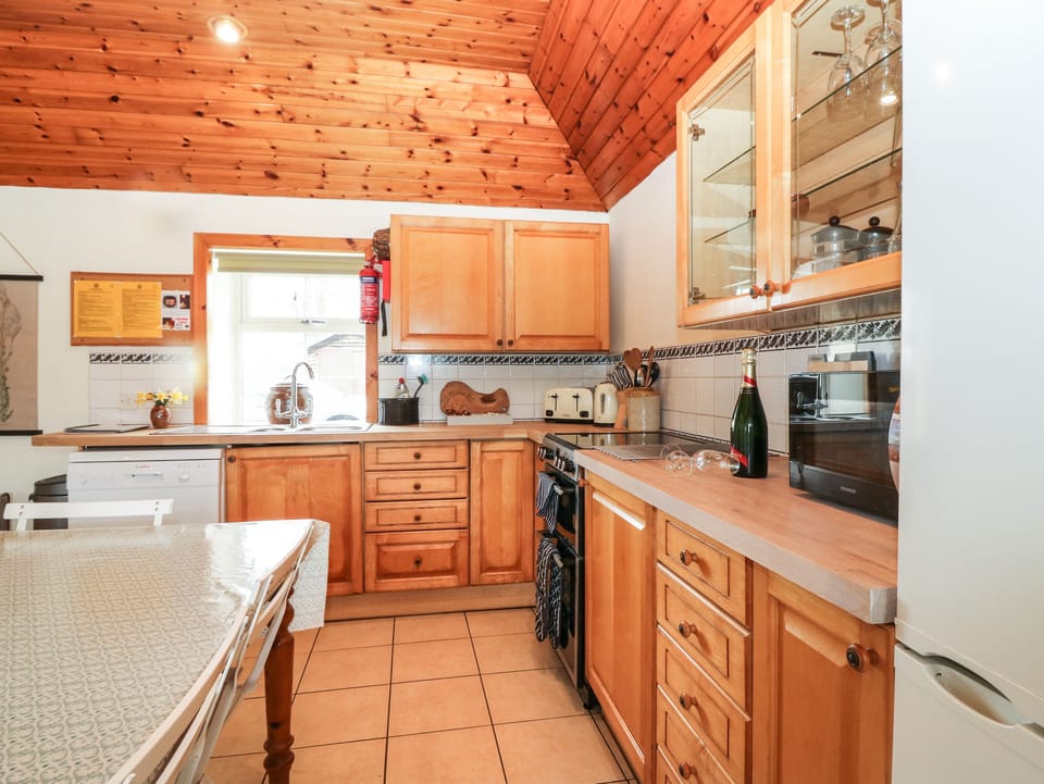 Cottage | Interior