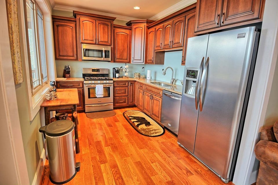 Kitchen with Granite Counters and SS Appliances