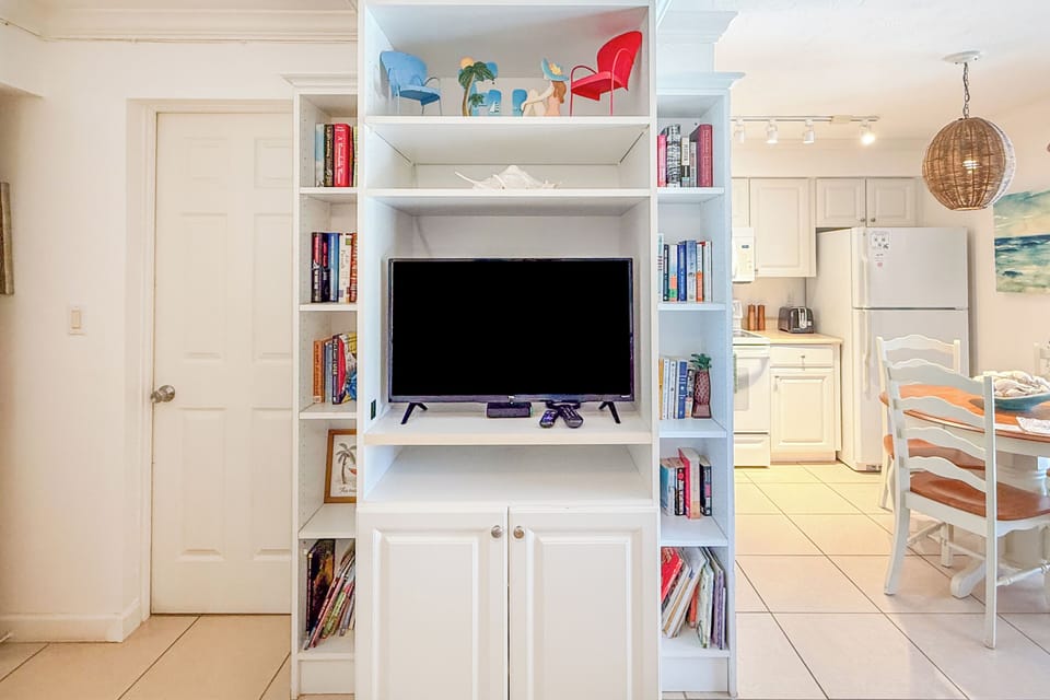 Another Smart TV, with cable, and lots of reading material!