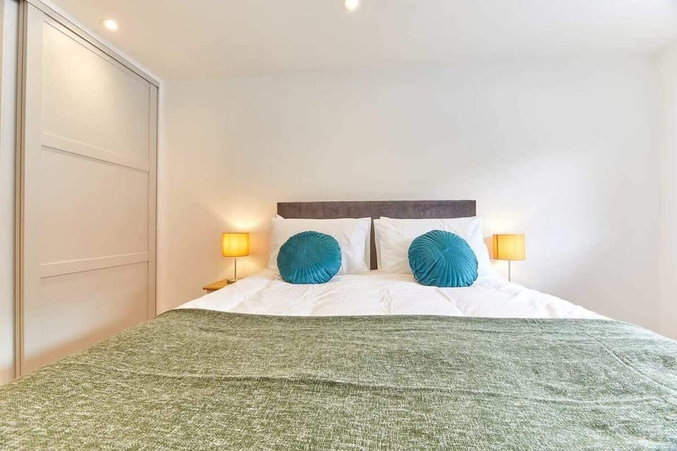 Ocean Pearl, Seahouses - Host & Stay