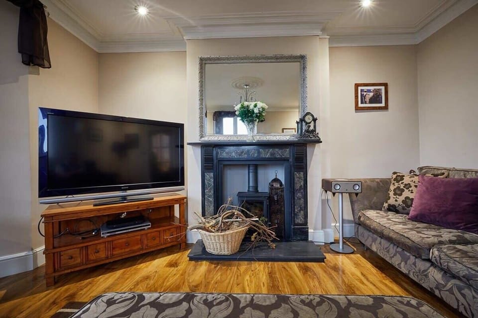 The View Old Coastguard, Tynemouth- Host and Stay