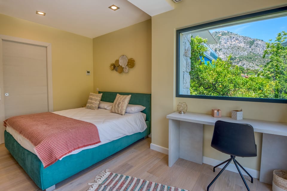 bedroom  nr 1 ground floor