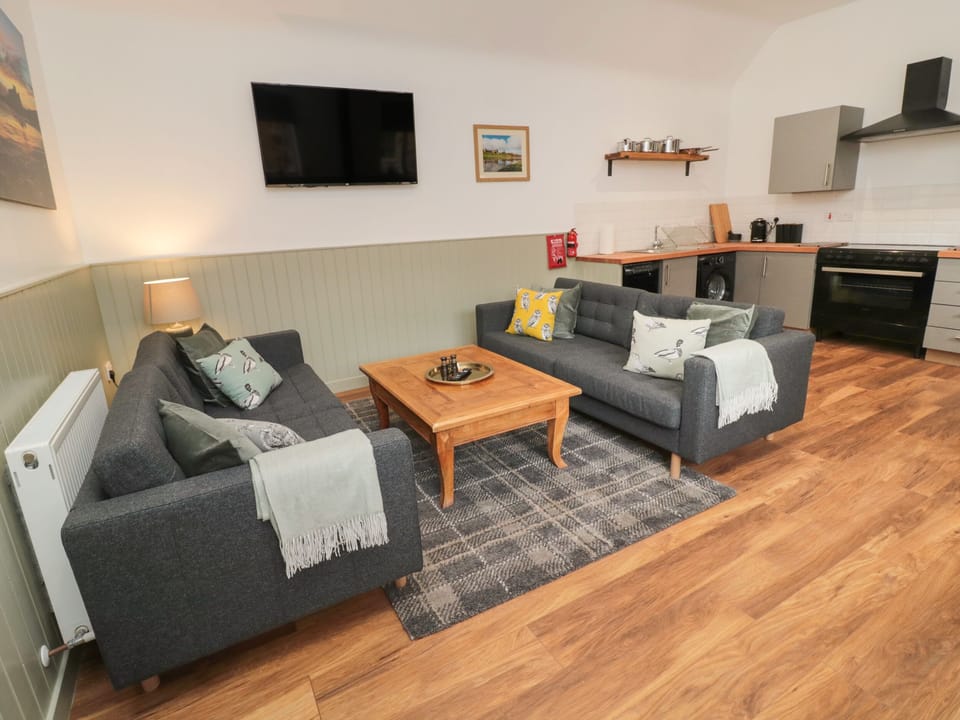 Cottage | Interior