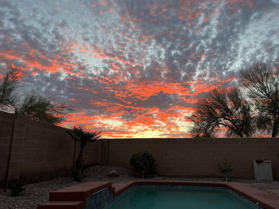 Typical stunning sunset in Arizona 