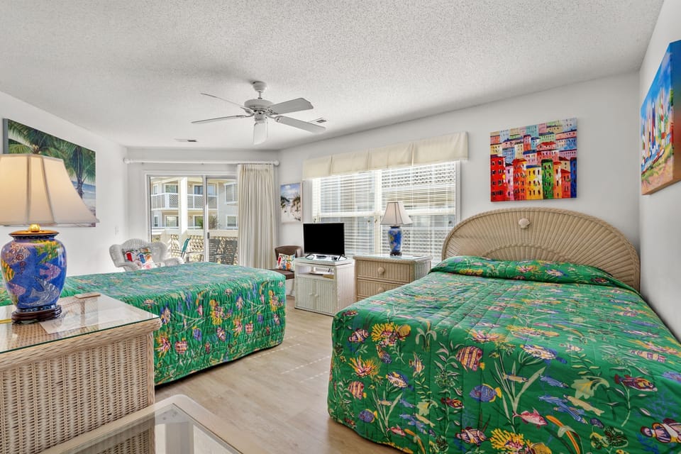 Indoors, Appliance, Ceiling Fan, Furniture, Lamp